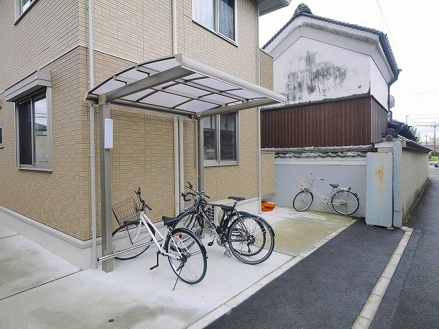 エクレール（法華寺町）のその他共用部分|駐輪場