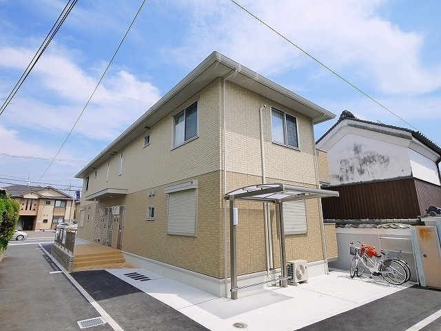 エクレール（法華寺町）の外観|きれいな外観です