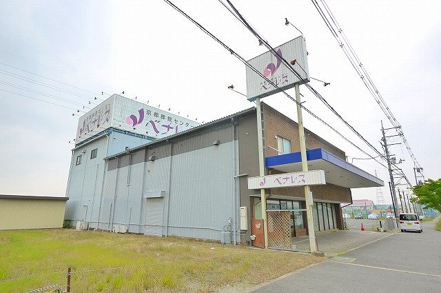 木津大次ビルの外観