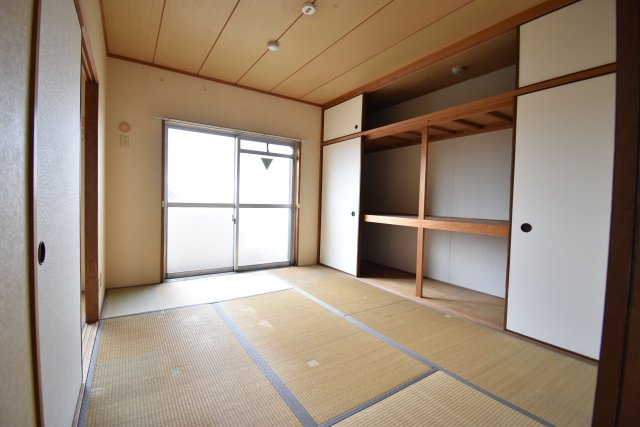 コンフォート北花田の和室