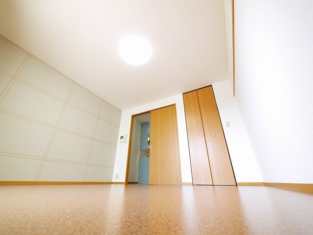 アイビー21の居間・リビング|広々とした居間です