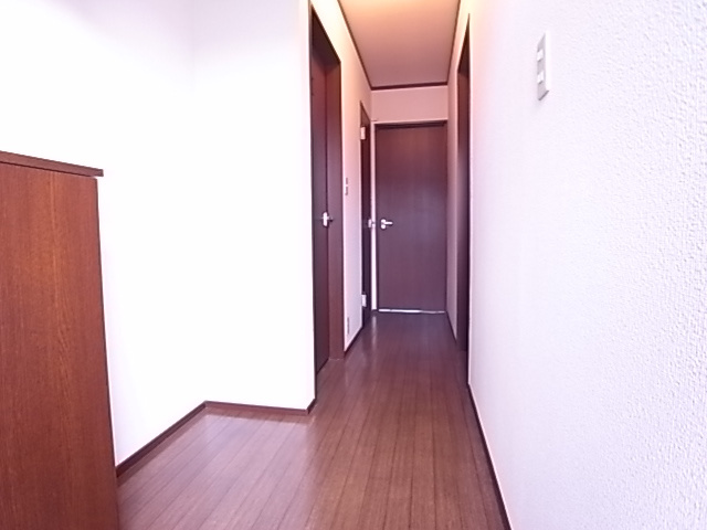 ビラ・タルミの玄関