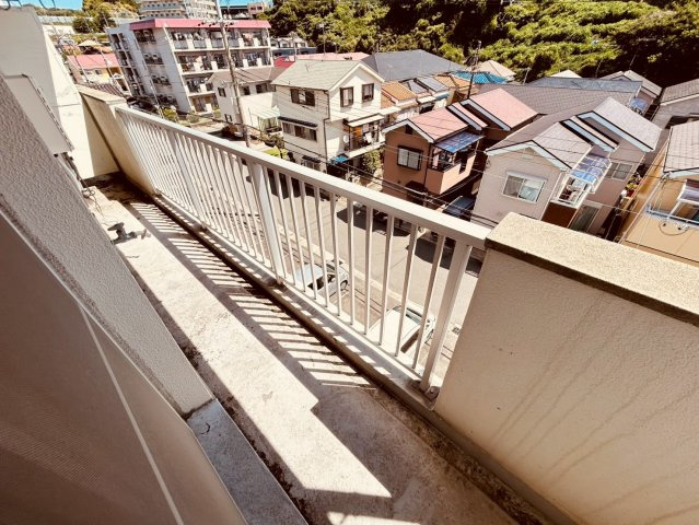 名谷農住団地Ｄ棟のバルコニー