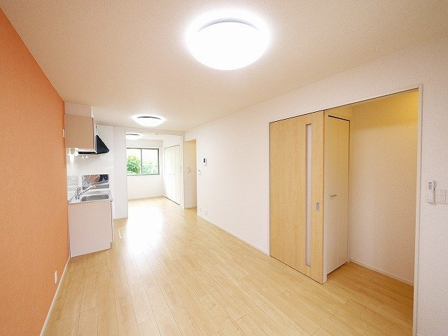 サンモール長柄の居間・リビング|ゆったり過ごせるリビングです