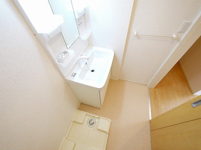 サンモール長柄の洗面所|コンパクトで使いやすい洗面所