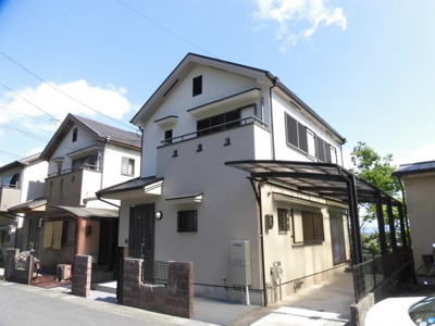 【外観】 | 大津市雄琴1丁目14-36　中古戸建 | 建物外観、東側は琵琶湖の眺望が楽しめます