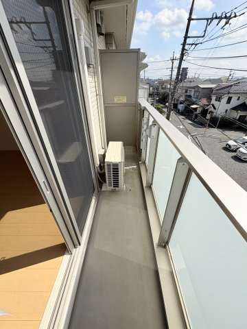 セントラルコート昭島のバルコニー