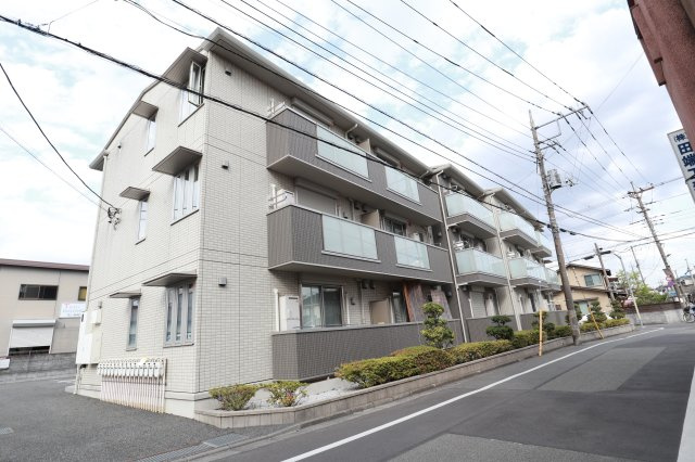 セントラルコート昭島の外観