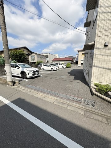 セントラルコート昭島の駐車場