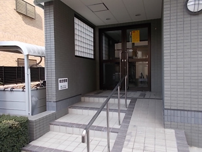 【エントランス】 | セントラルホームズ庄内