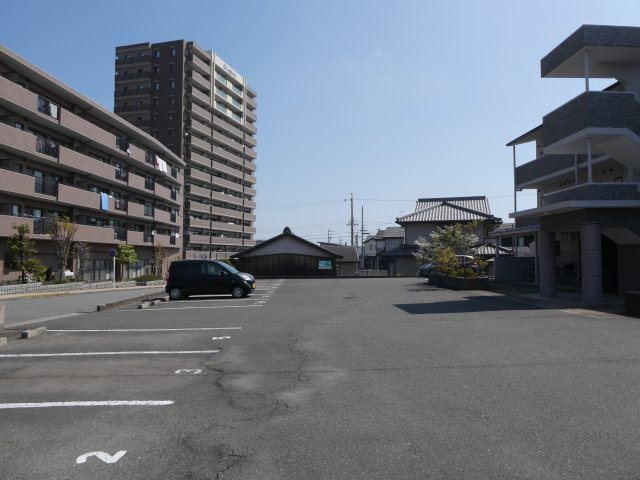 フォーレストGKの駐車場