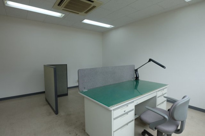 【洋室】 | 伸栄ビル | 写真の什器は残置物となります
