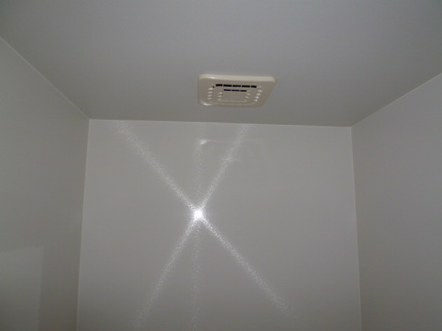 メロウグローブＣの浴室|換気扇