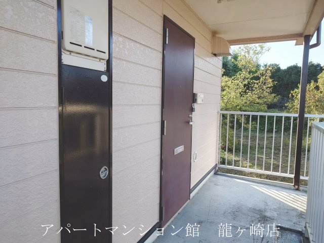 エルディムセブンの玄関