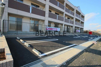 【駐車場】 | パークサイドシャトーエイト