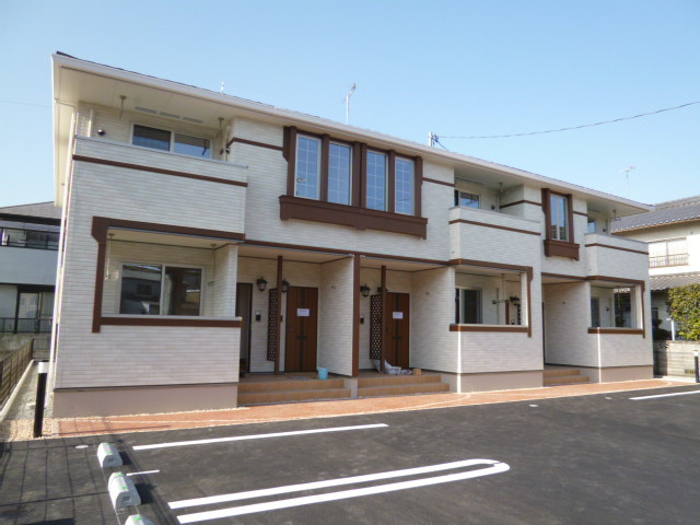 倉敷市真備町川辺のアパートの外観