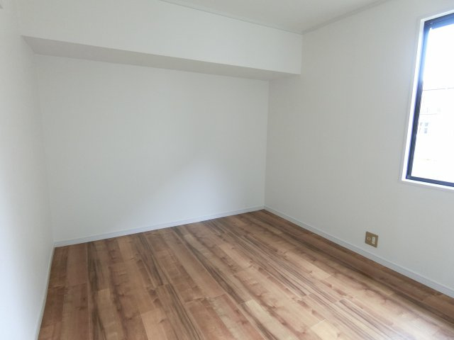 ファーストコーポ八千代の洋室