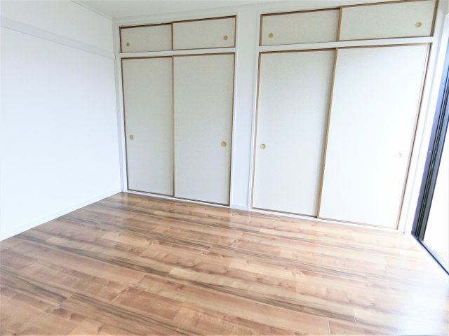 ファーストコーポ八千代の洋室