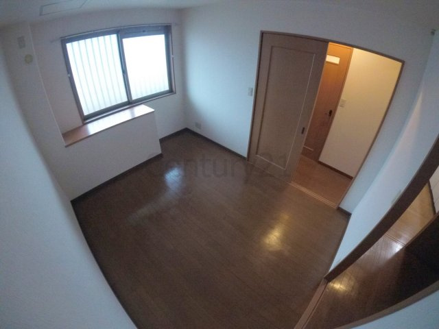 【寝室】 | レインボー甲東