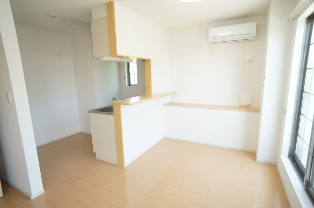 マーベラス撰花園の居間・リビング