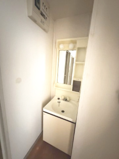 【独立洗面台】 | ホワイトハウスフォーレント・ヒロ