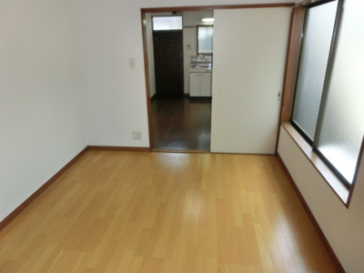 【洋室】 | ホールインザウォール