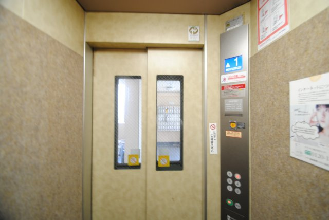 ライトハウスのその他共用部分|エレベーター