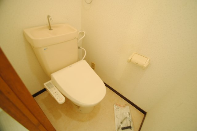 ライトハウスのトイレ|ウォシュレット