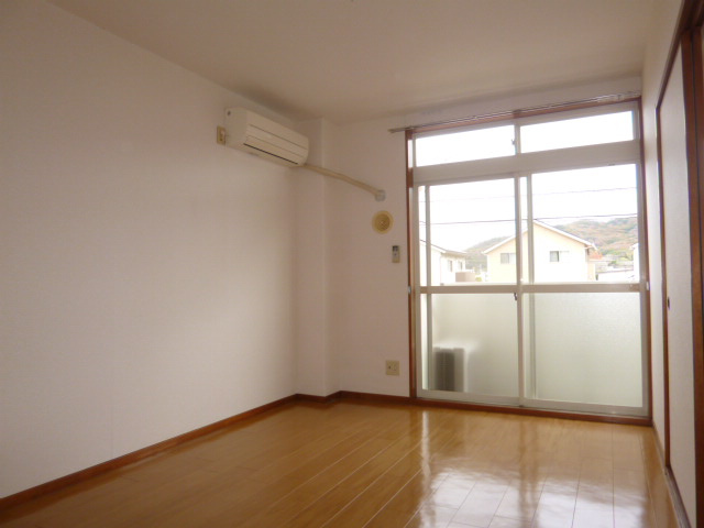 ニューシティウエストリバーの居間・リビング|洋室