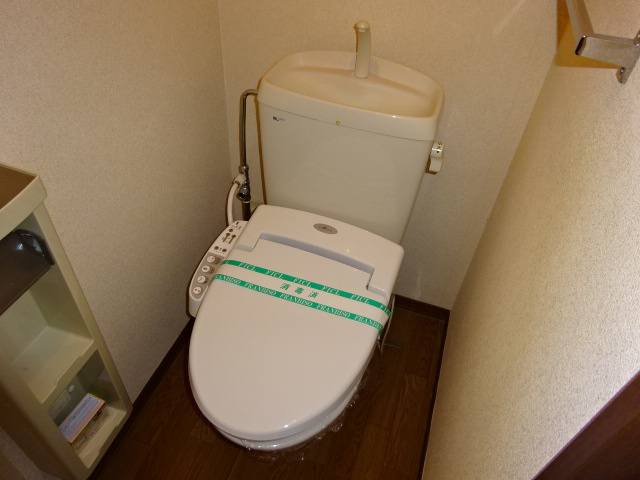 まるハウスＢのトイレ|ウォシュレット