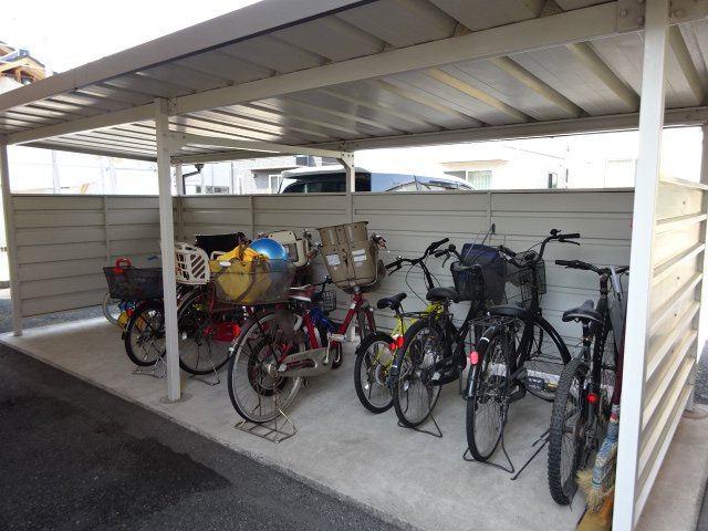 まるハウスＢのその他共用部分|駐輪場