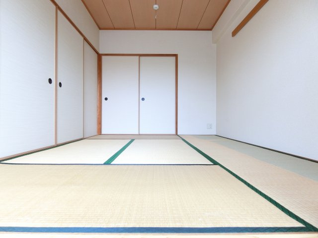 ベルヴィラージュ北野田の寝室