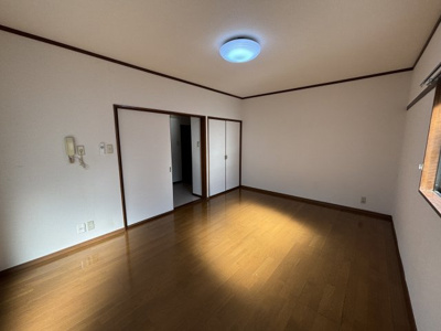 【洋室】 | ブロードシオン