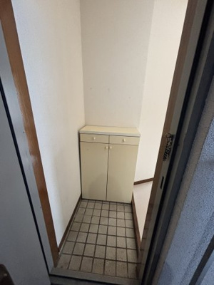 【玄関】 | ブロードシオン