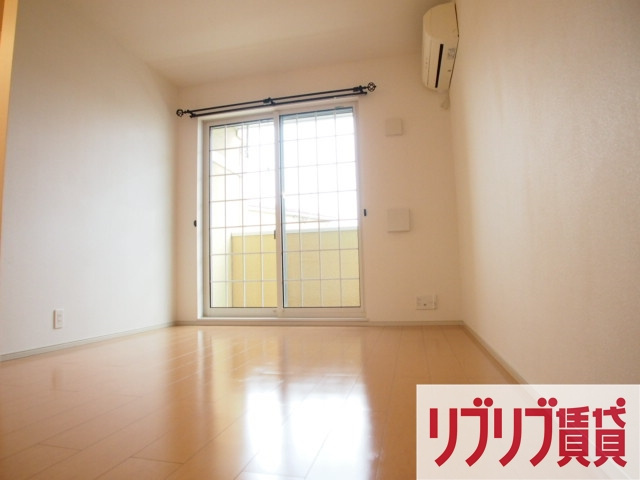 エクセランＢの居間・リビング