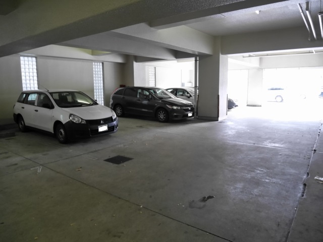 【駐車場】 | 筑紫センタービル | 筑紫センタービルの駐車場