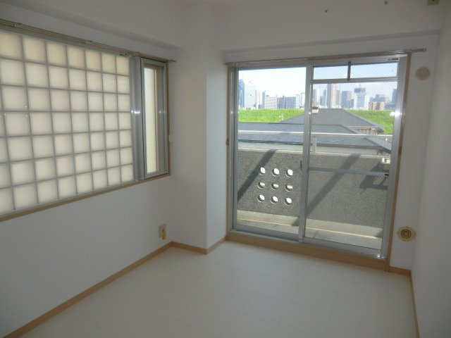 大阪市淀川区新北野３丁目の賃貸マンションの子供部屋