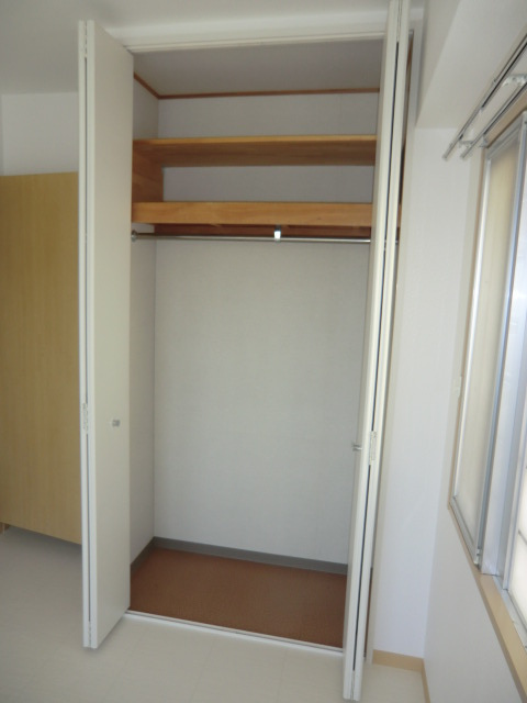 大阪市淀川区新北野３丁目の賃貸マンションの収納