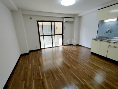 【居間・リビング】 | 世子麟 | 使いやすいリビングです