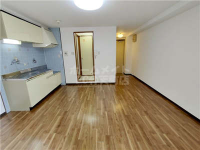 【寝室】 | 世子麟 | 落ち着いた色調の寝室です