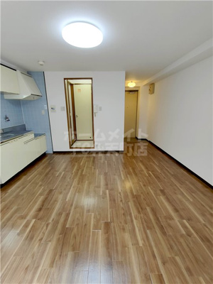 【居間・リビング】 | 世子麟 | 居間です