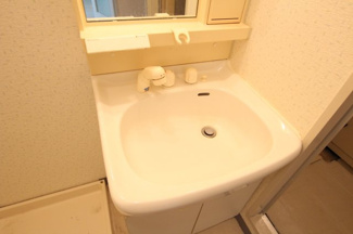 【独立洗面台】 | カルチェ・ダムールA