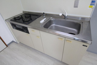 【キッチン】 | カルチェ・ダムールA
