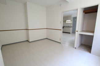 【寝室】 | カルチェ・ダムールA