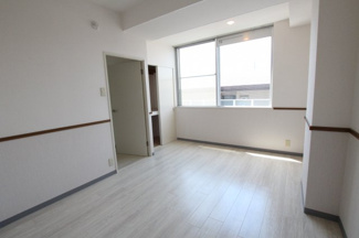 【洋室】 | カルチェ・ダムールA