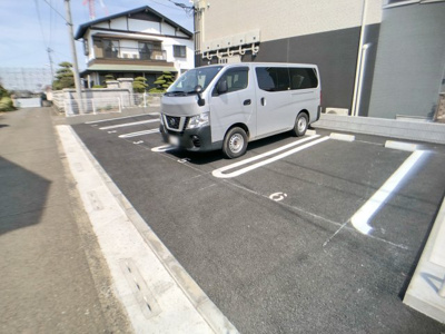 【駐車場】 | ラフィネ