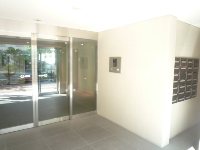 ベルドゥムール文京小石川のエントランス|エントランス