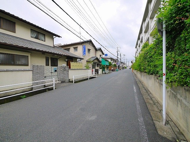 秋篠サンパレス店舗の周辺