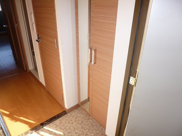 レジデンス福島Ⅱの玄関