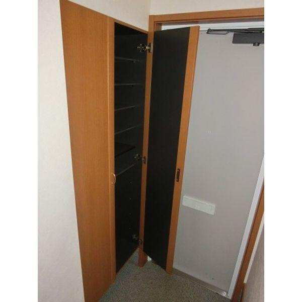 リジエールFの玄関